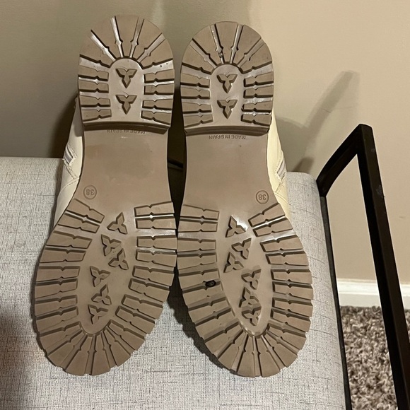 Bertuchi Almond/Cream Leather Lug Sole Lace-up Combat Boots, sz 7.5 - Picture 5 of 6